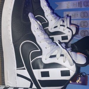 Nike Air Force 1 high fits big